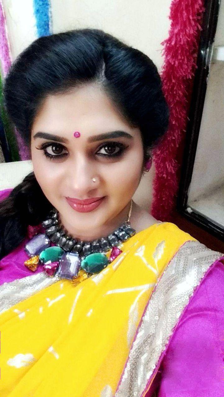 Side Actress Shailaja Priya Hot in Saree Pics