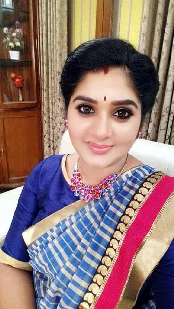 Side Actress Shailaja Priya Hot in Saree Pics