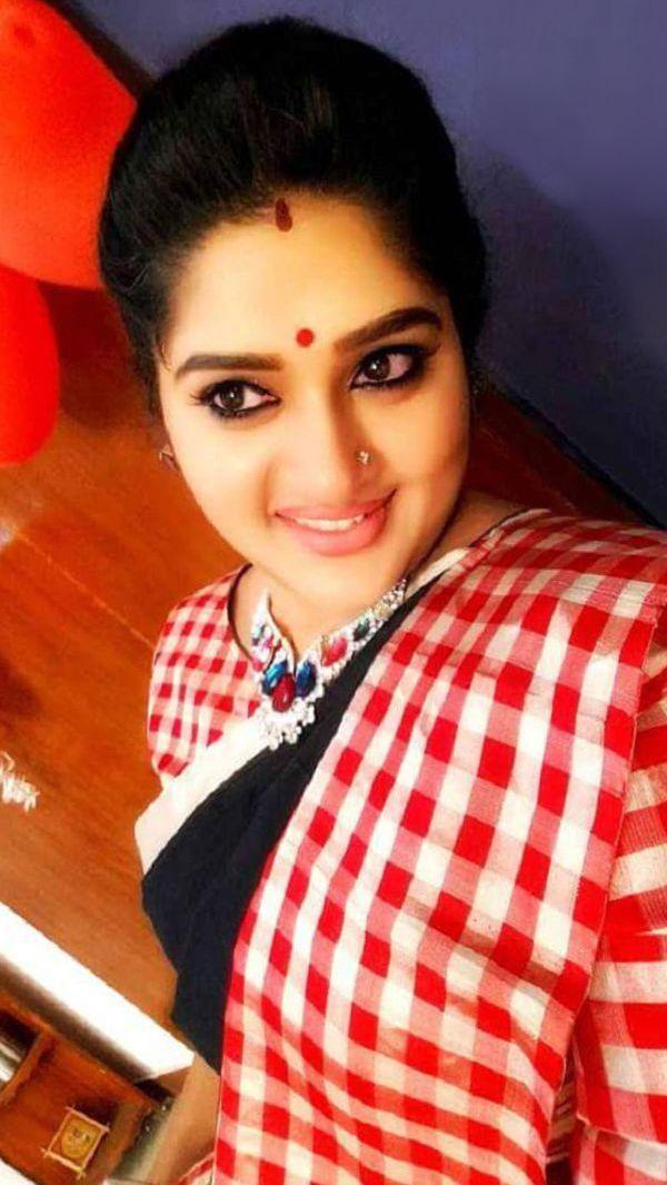 Side Actress Shailaja Priya Hot in Saree Pics