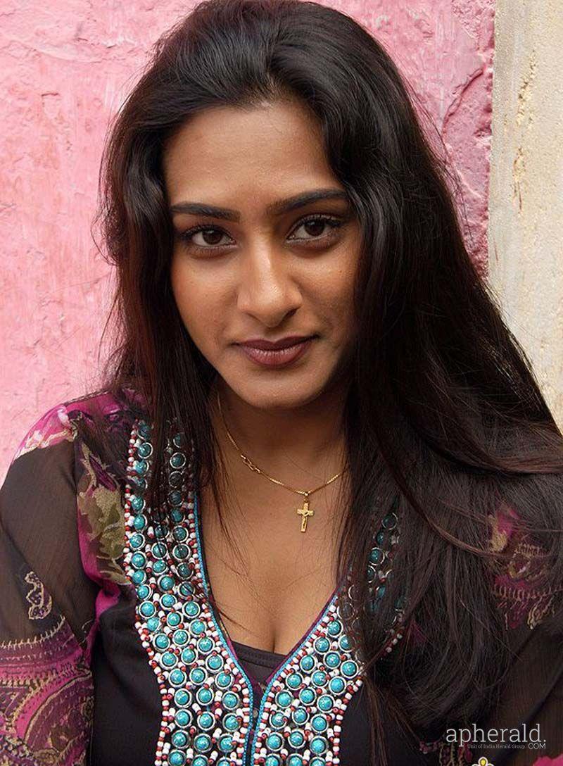 Side Actress Surekha Vani Photos