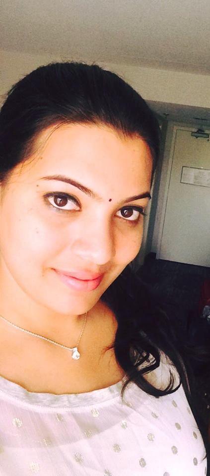 Singer Geetha Madhuri New Photos