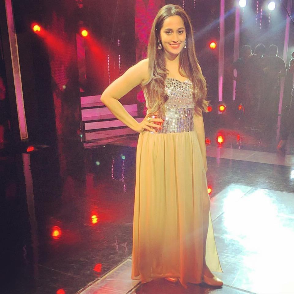 Singer Shweta Pandit Hot Sexy Pics