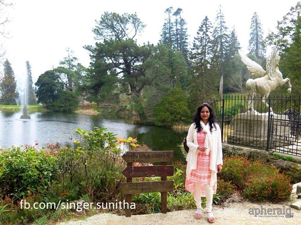 Singer Sunitha Rare Unseen Pics