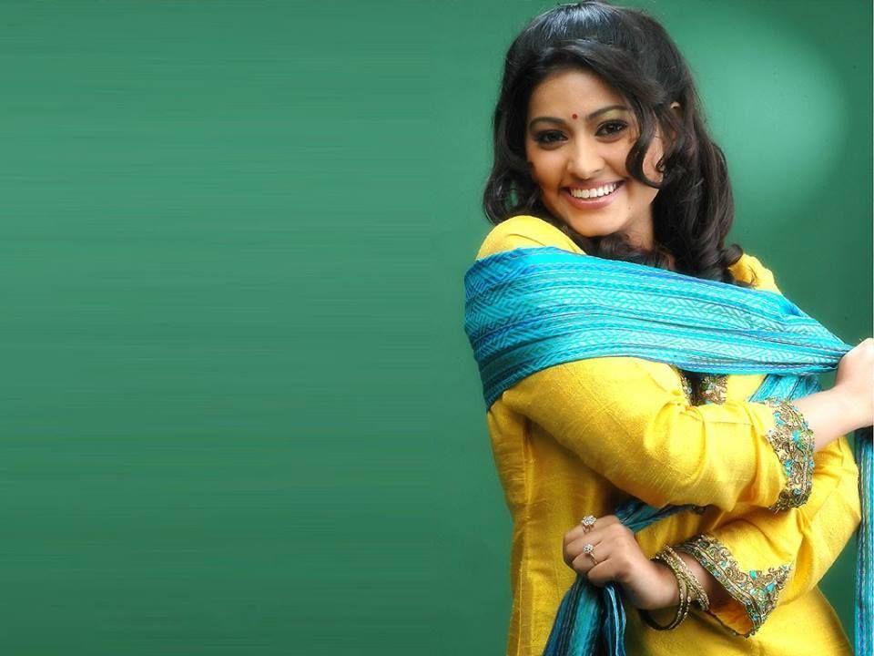 Sneha Unseen Rare Photos