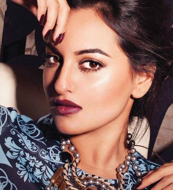 Sonakshi Sinha Sexy Photos