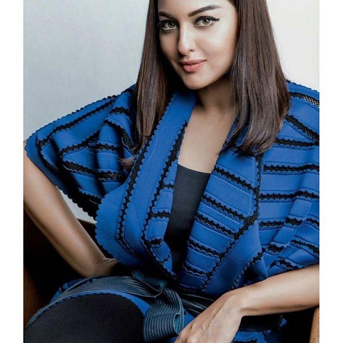 Sonakshi Sinha Sexy Photos