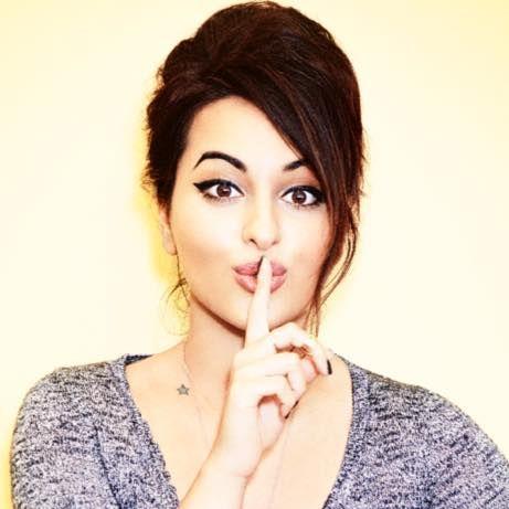 Sonakshi Sinha Sexy Pics