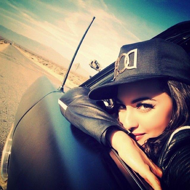 Sonakshi Sinha Sexy Pics