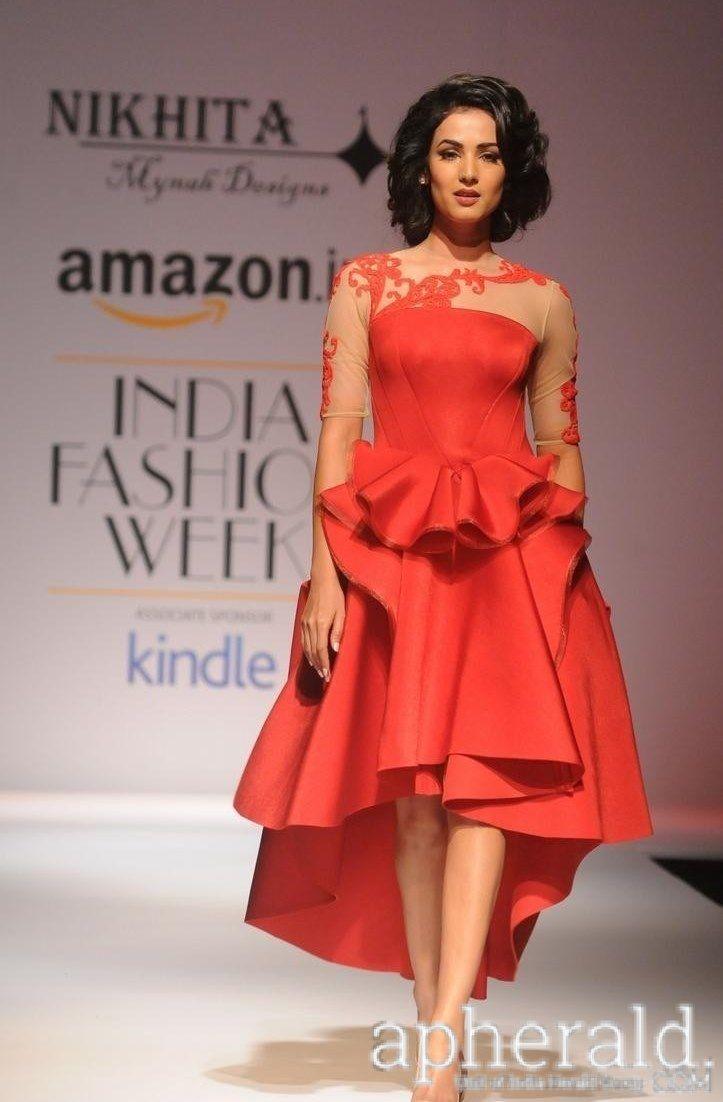 Sonal Chauhan Ramp Walk