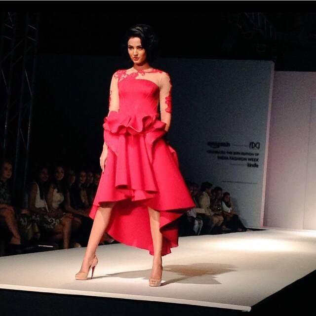 Sonal Chauhan Beautiful Photos