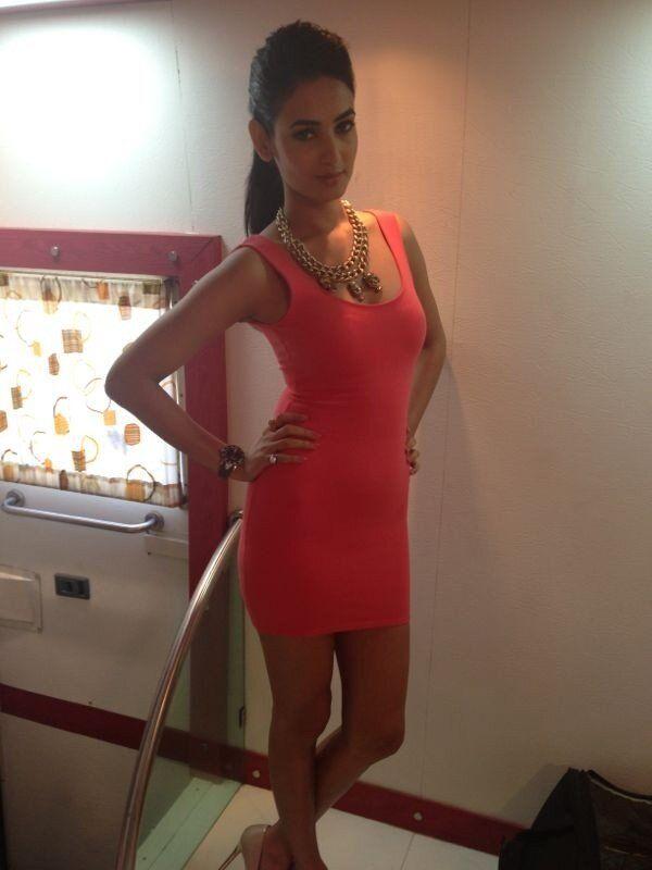 Sonal Chauhan Beautiful Photos