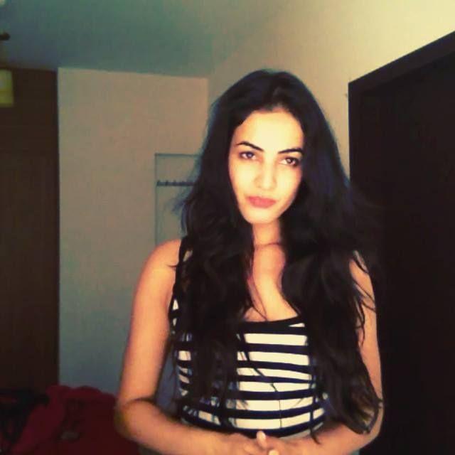 Sonal Chauhan Beautiful Photos