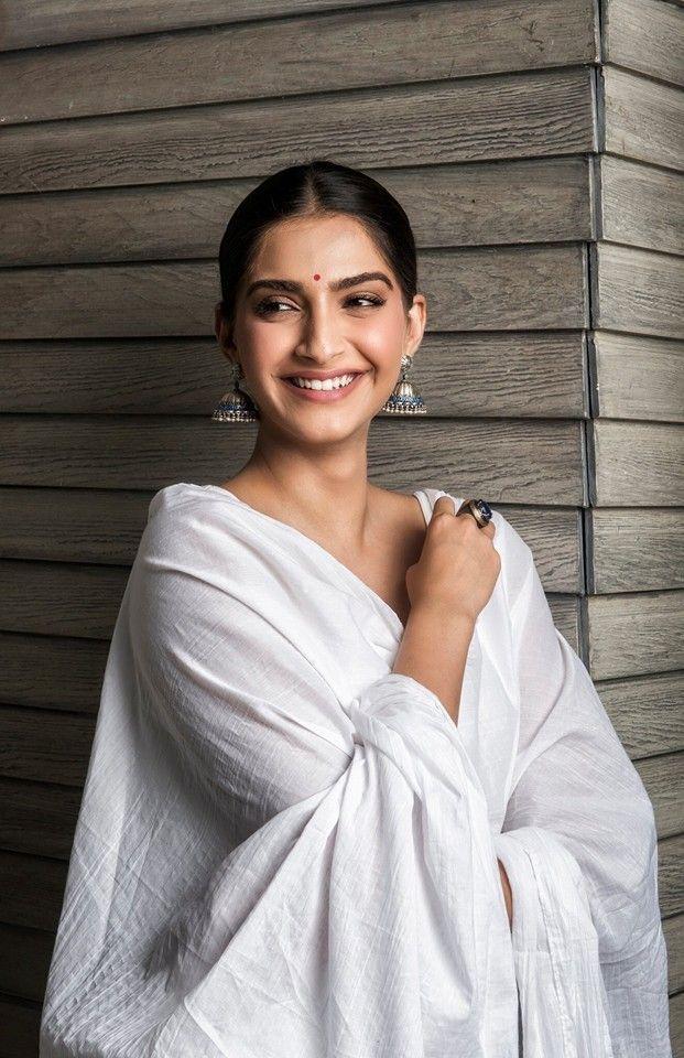 Sonam Kapoor Sexy Cute Photoshoot