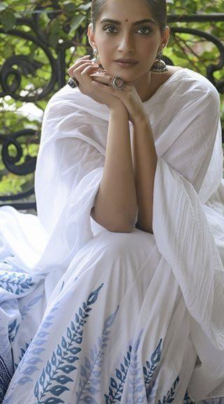 Sonam Kapoor Sexy Cute Photoshoot