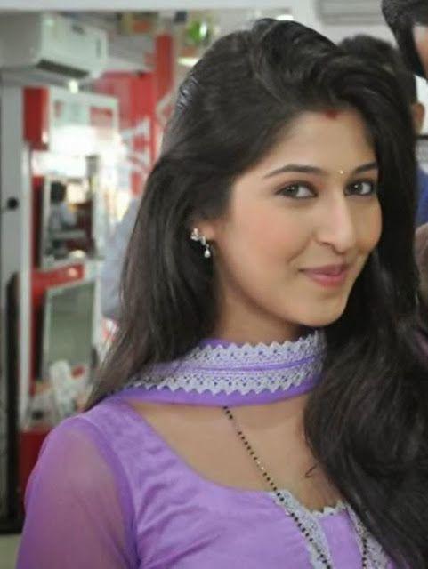 Sonarika Bhadoria Serial Actress Photos