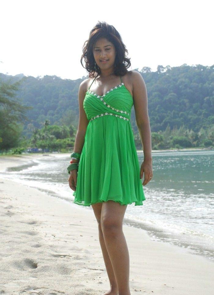 Soumya Bollapragada Hot Pics