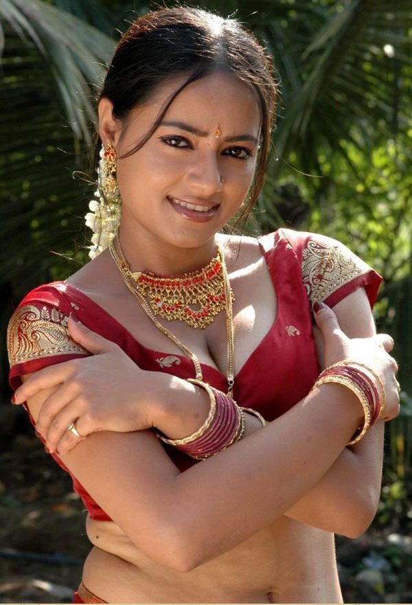south actress unseened hot photos