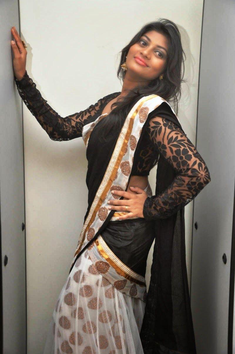 Sowmya Latest Spicy Saree Pics