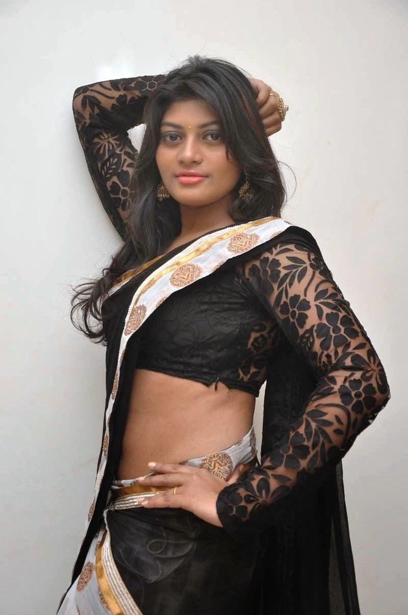 Sowmya Latest Spicy Saree Pics