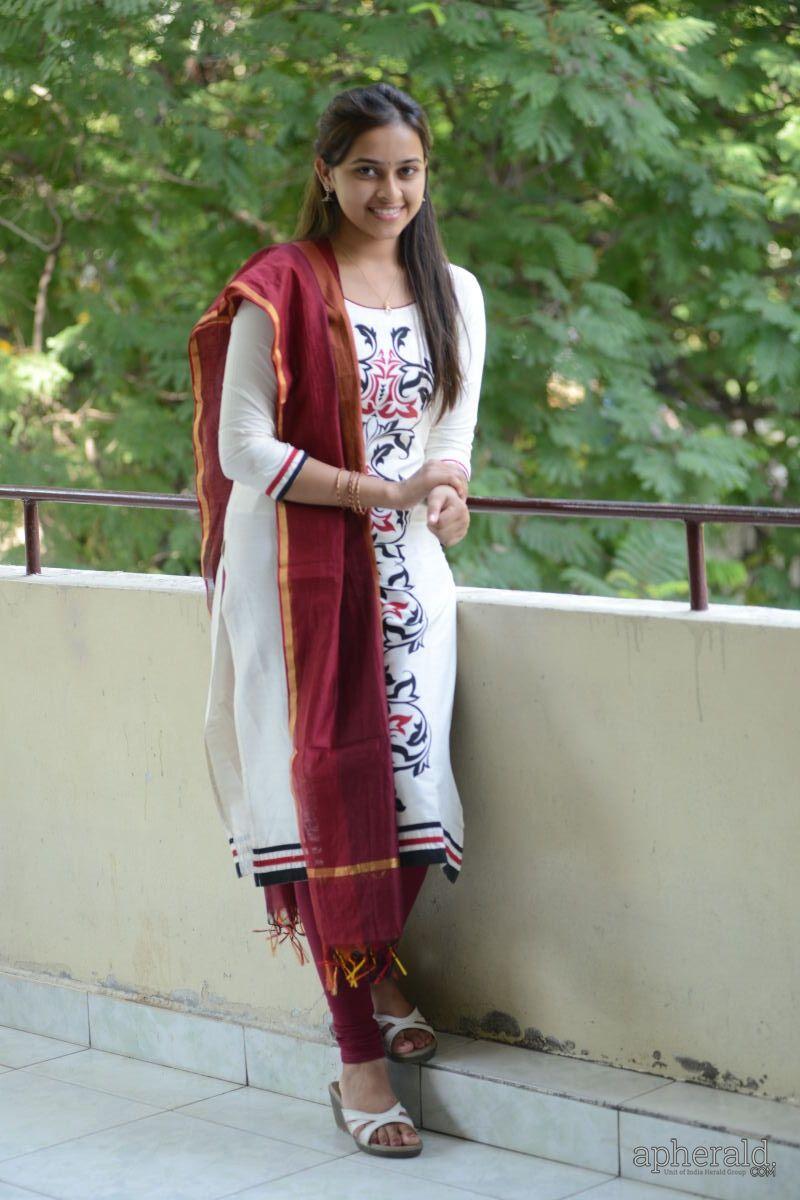Sri Divya Beautiful Pics