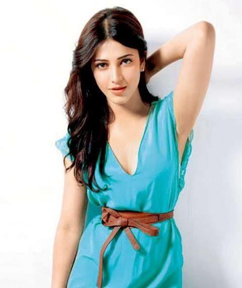 Sruthi Hasan Sexy Hot Pics