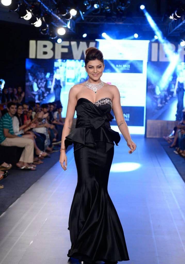 Sushmita Sen Ramp Walk Stills At IBFW