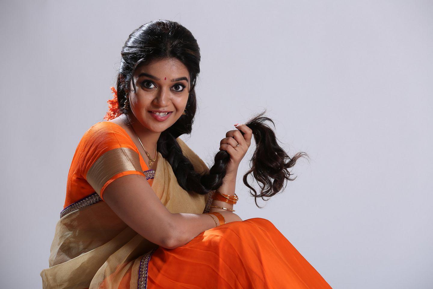 Swathi Stills In Tripura Movie