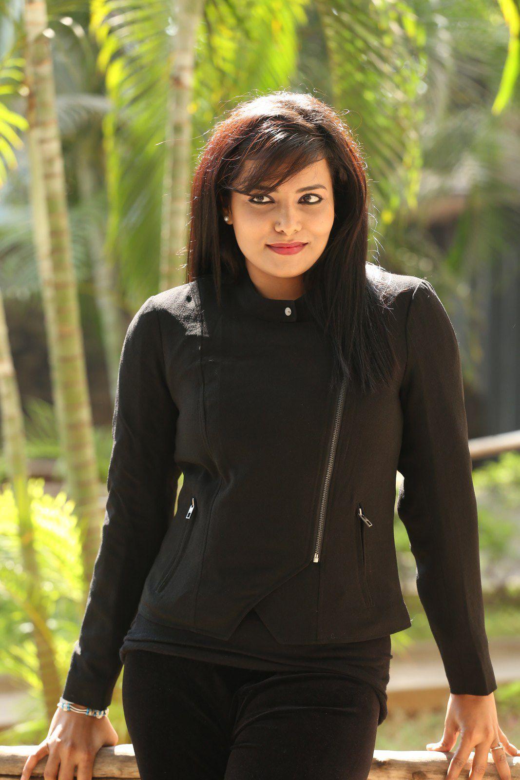 Tanuja Naidu Beatutiful Stills