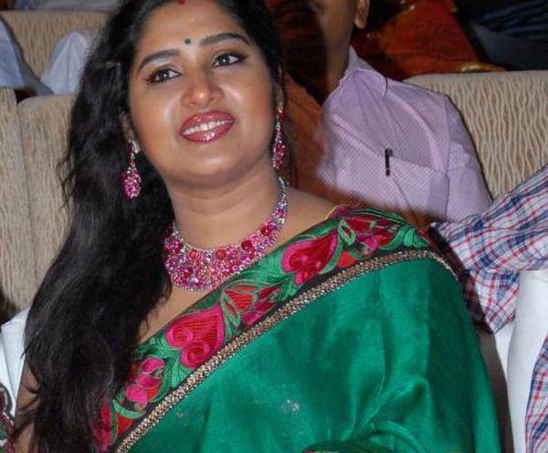 Telugu Side Actress Images