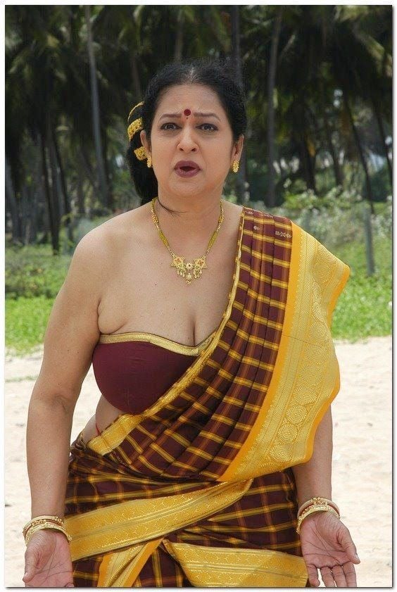 TV Serial Hot Aunty Rare Photos