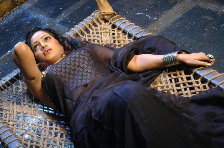Udaya Bhanu Hot Spicy Pics