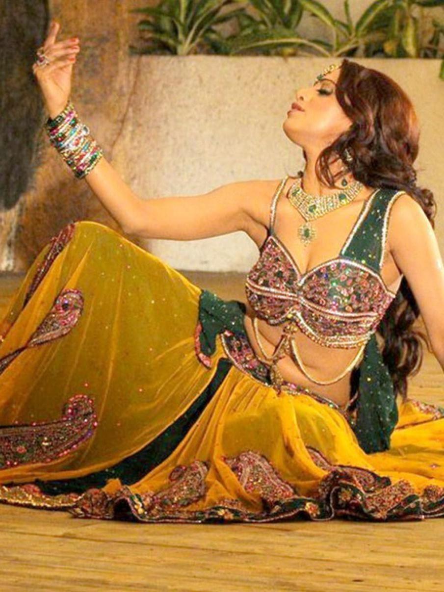 Udaya Bhanu Hot Spicy Pics
