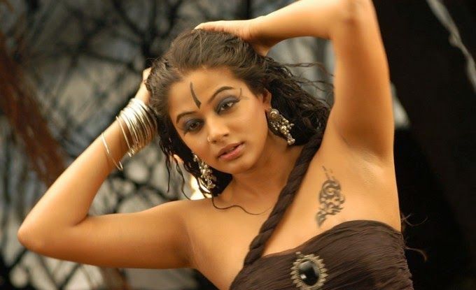 Unseened Actress Tattoos photos