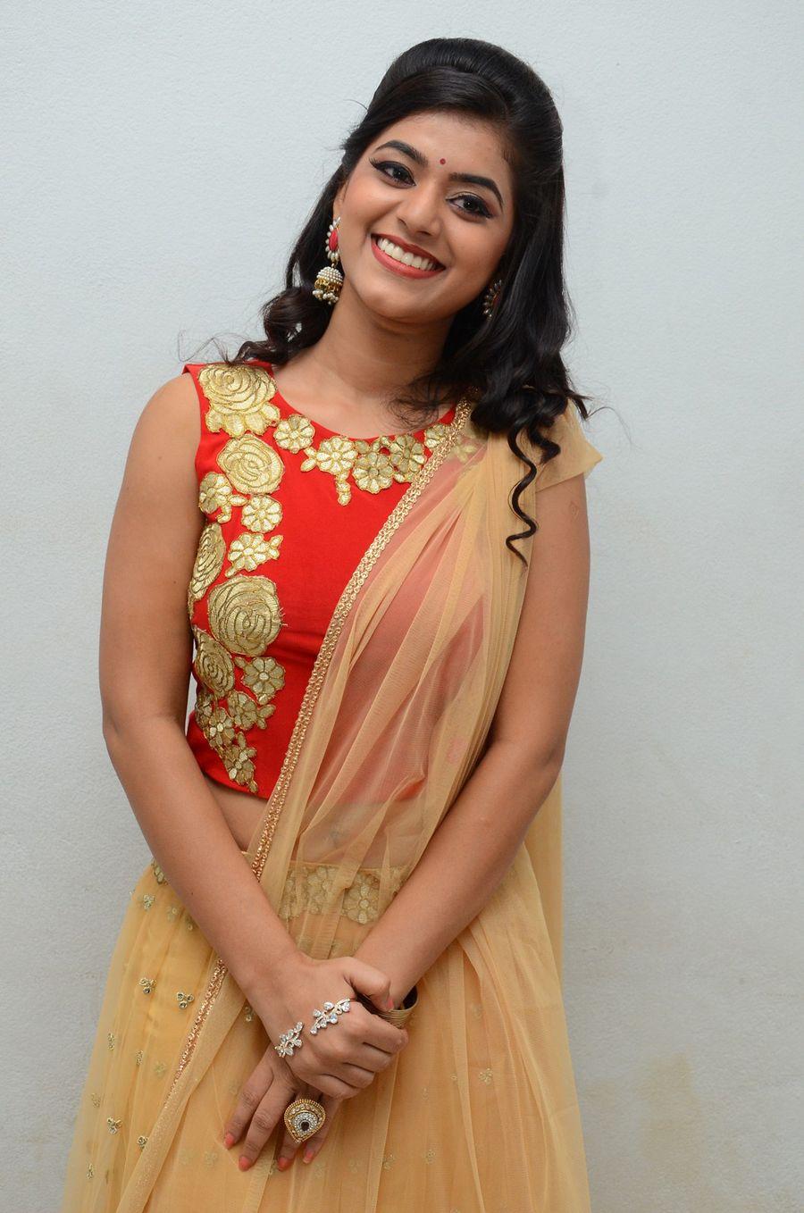 Yami Bhaskar Latest Pics