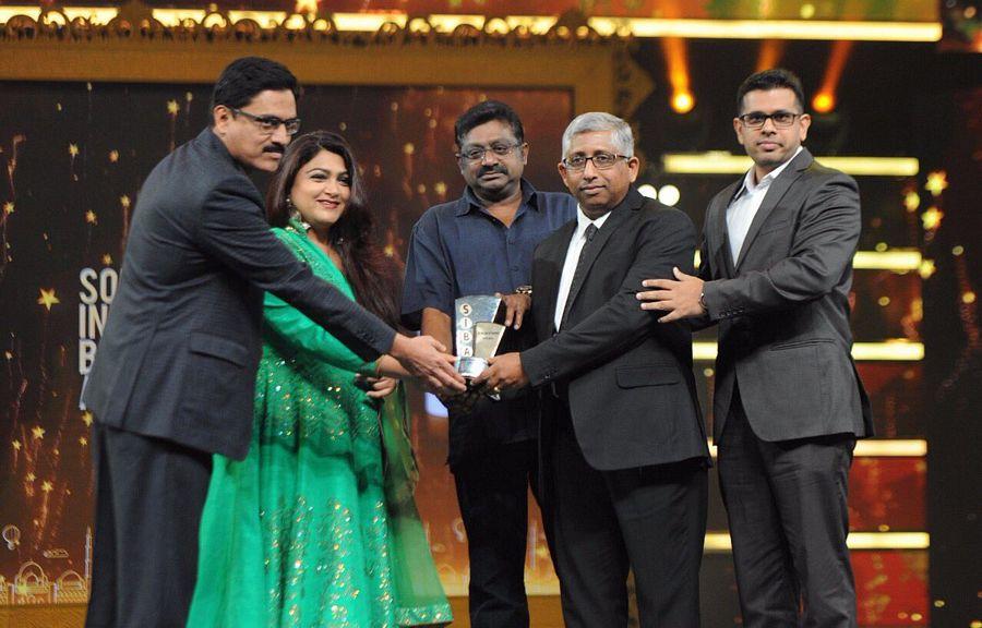 #SIIMA - All the Glam and Glitz 2017 Photos!