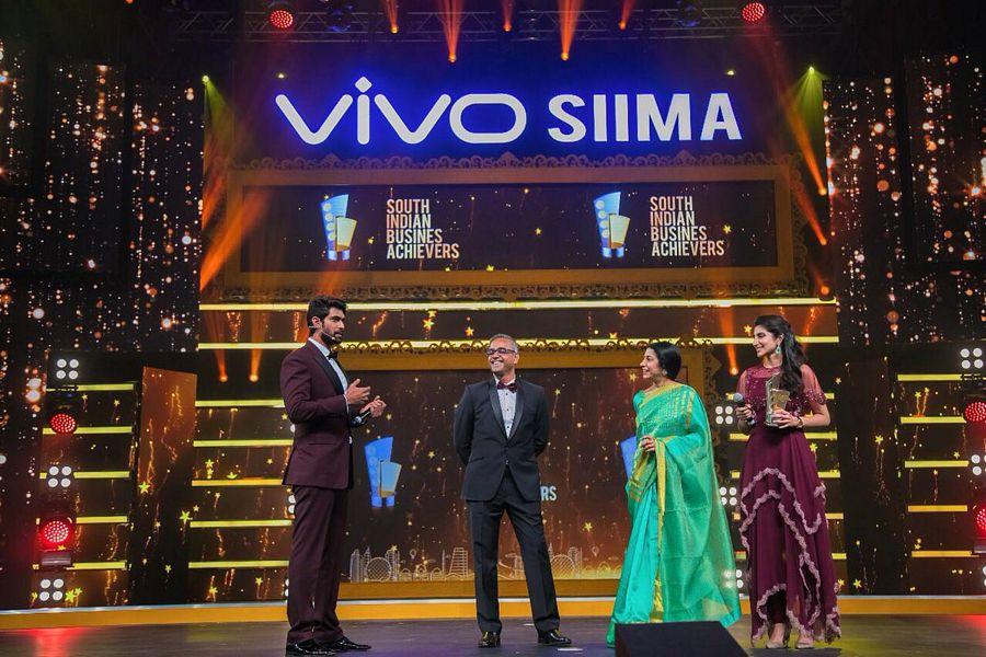 #SIIMA - All the Glam and Glitz 2017 Photos!