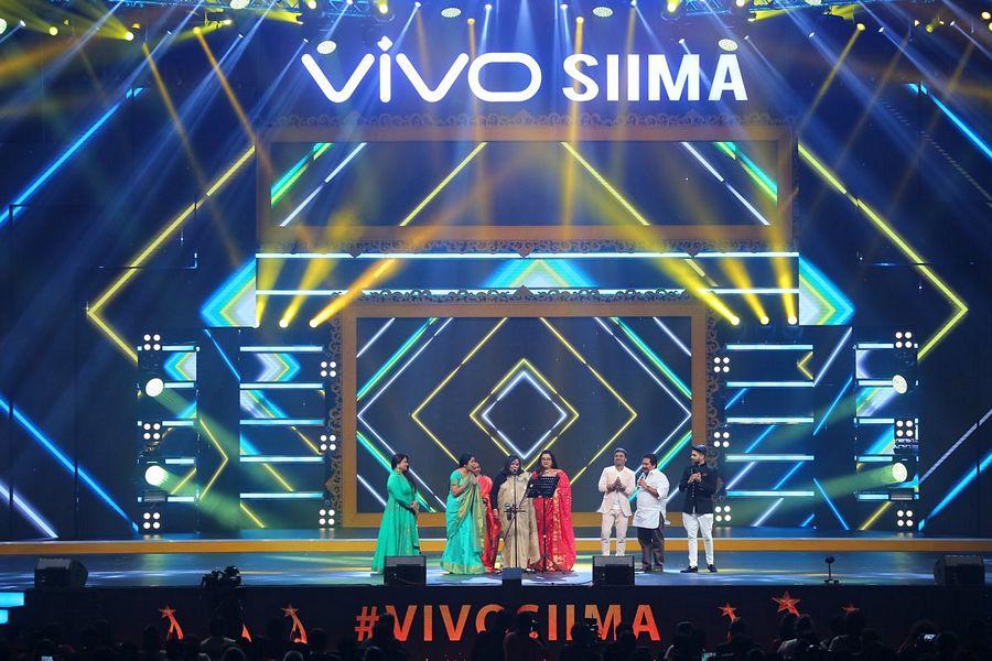 #SIIMA - All the Glam and Glitz 2017 Photos!