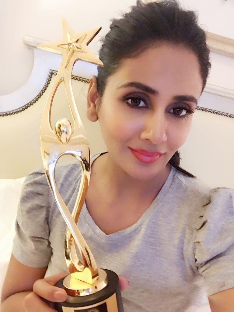 #SIIMA - All the Glam and Glitz 2017 Photos!