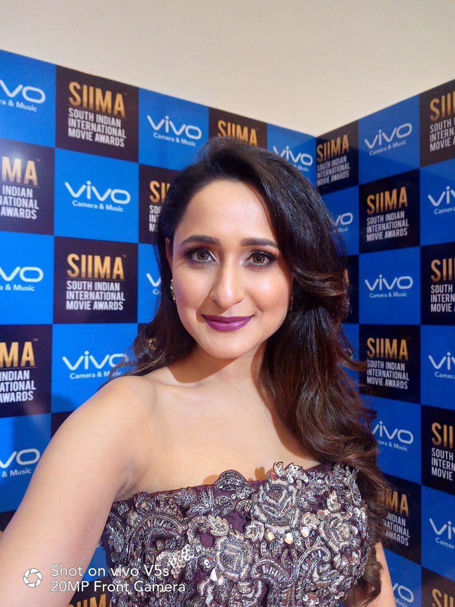 #SIIMA - All the Glam and Glitz 2017 Photos!