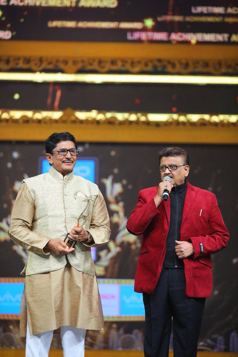 #SIIMA - All the Glam and Glitz 2017 Photos!