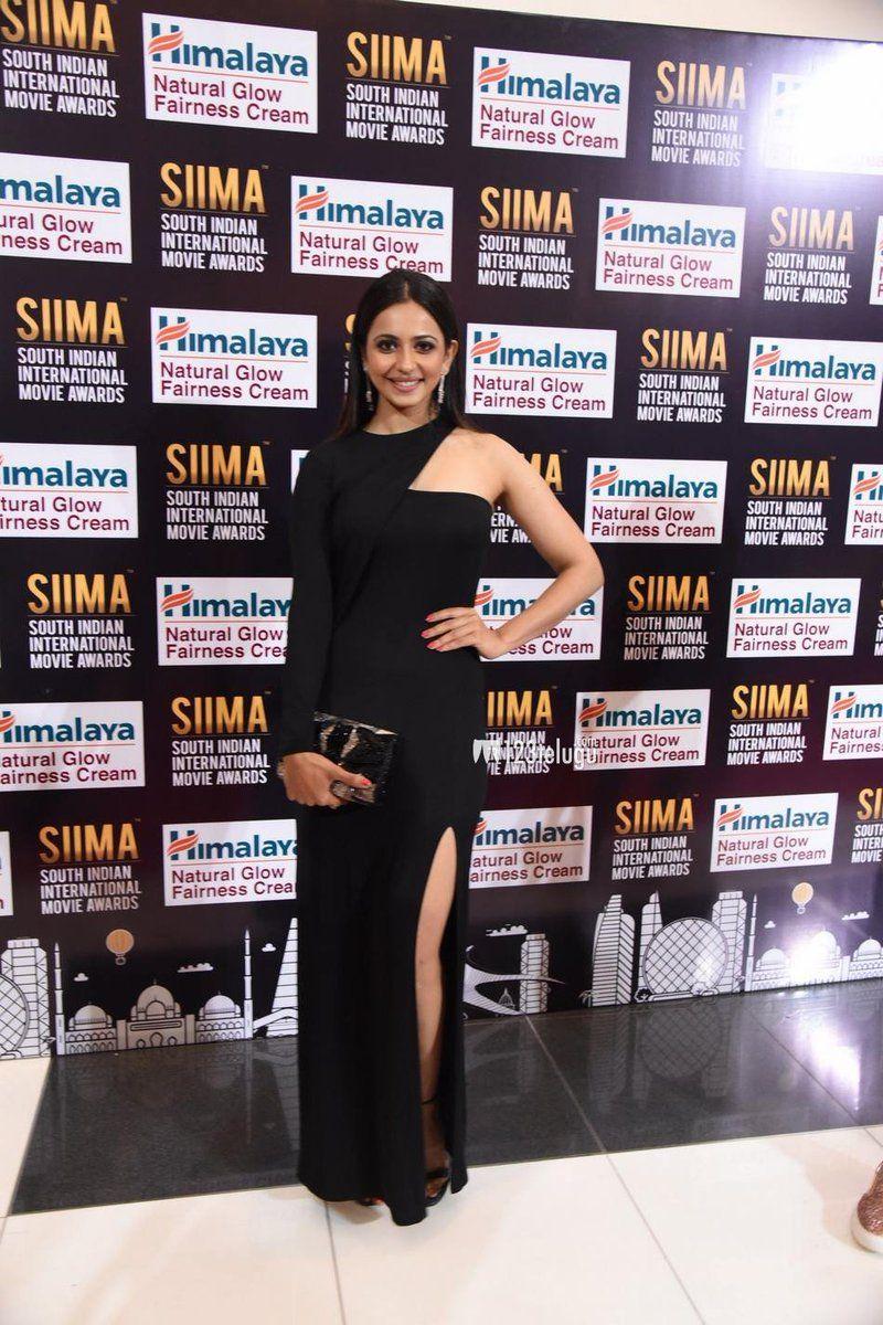 #SIIMA - All the Glam and Glitz 2017 Photos!