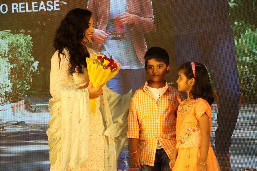 100 Days of Love Movie Audio Launch Pics