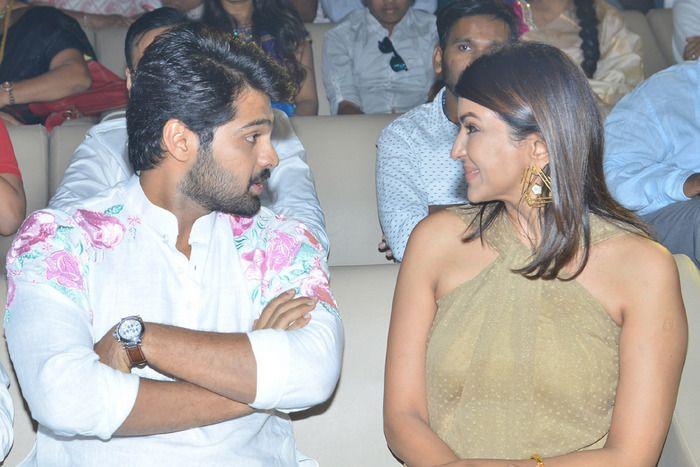 24 Kisses Audio Function Photos