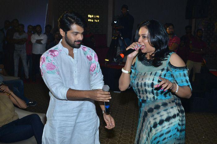 24 Kisses Audio Function Photos
