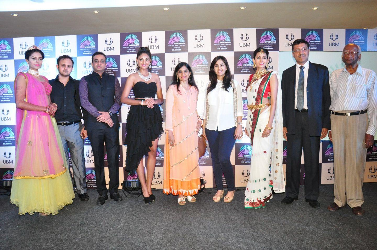 9th UBM Jewellery Pearl and Gem Fair Photos