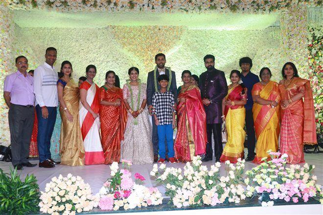 Aadhav Weds Vinodhnie Reception Photos