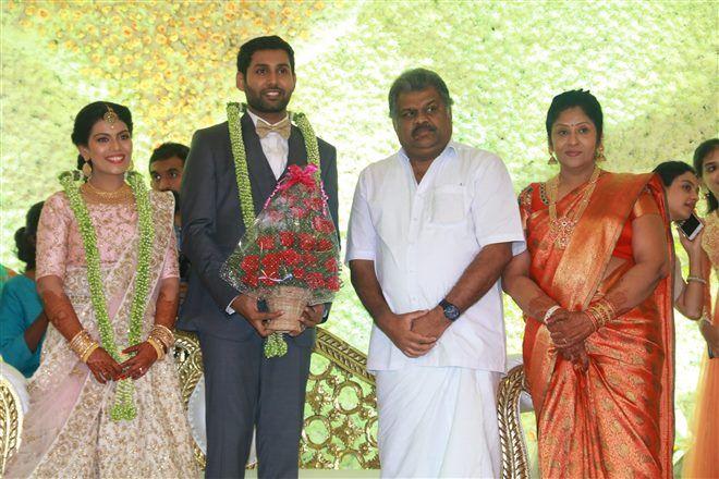 Aadhav Weds Vinodhnie Reception Photos
