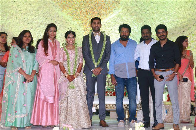 Aadhav Weds Vinodhnie Reception Photos