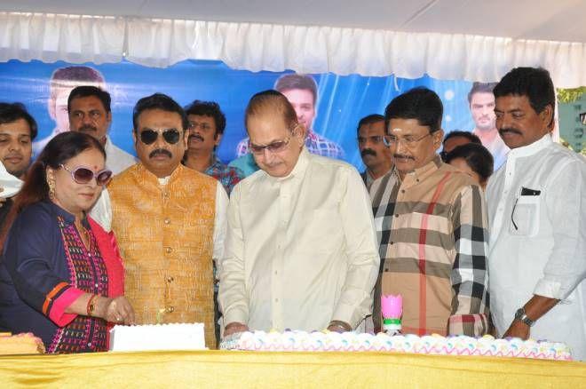 Actor Naresh Birthday Celebrations Photos