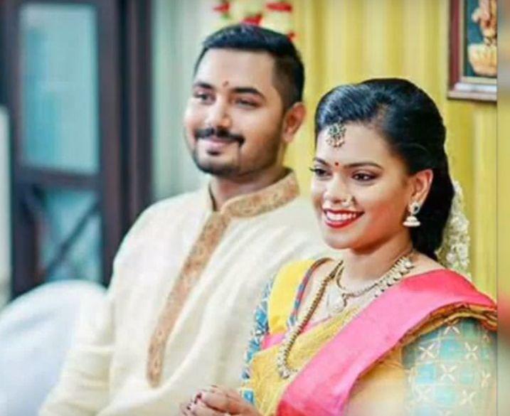 Actor Prathiban's daughter Keerthana Engagement Photos